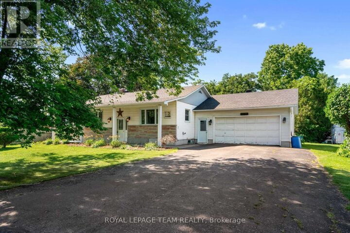 Property Photo: 12029 Main Street ON K0C 2K0