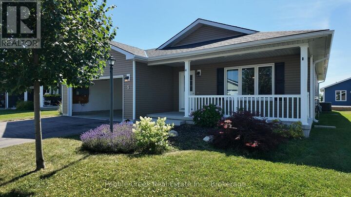Property Photo: 5 Sweetwater Drive South ON N7A 0B9