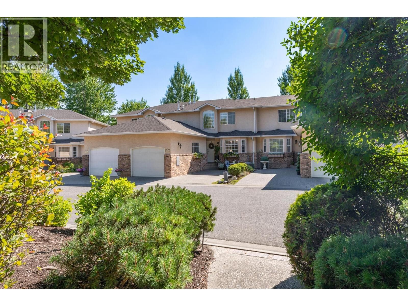Property Photo:  527 Yates Road 34  BC V1V 1Z5 