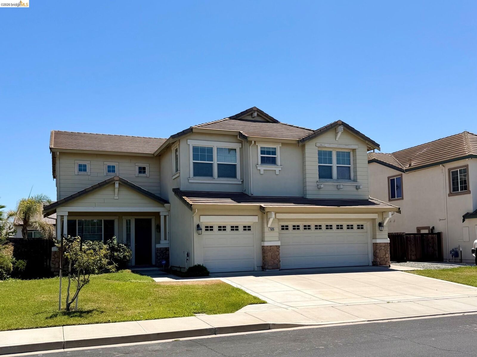 Property Photo:  1525 Coleridge Way  CA 94505 