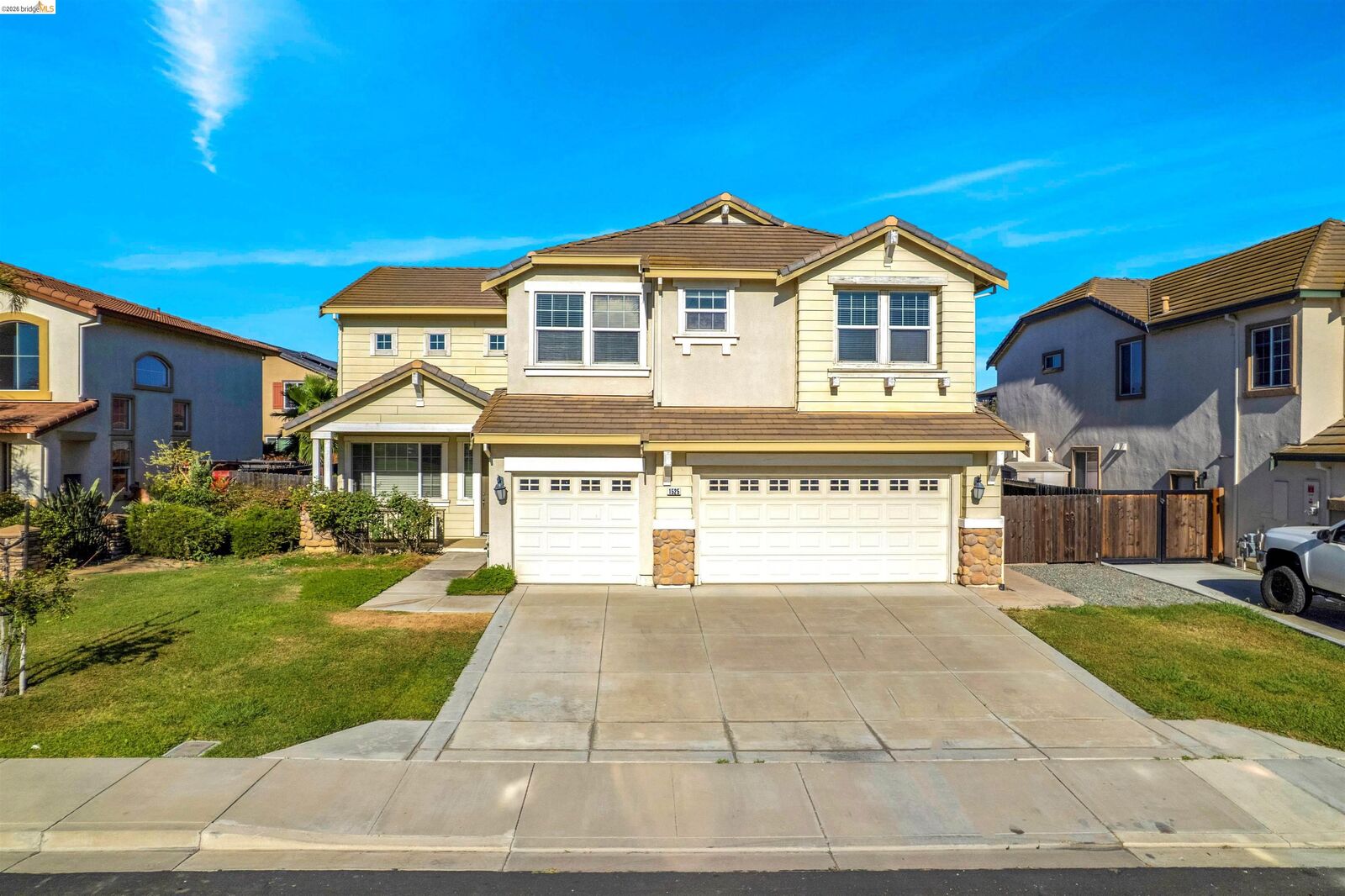 Property Photo: 1525 Coleridge Way CA 94505