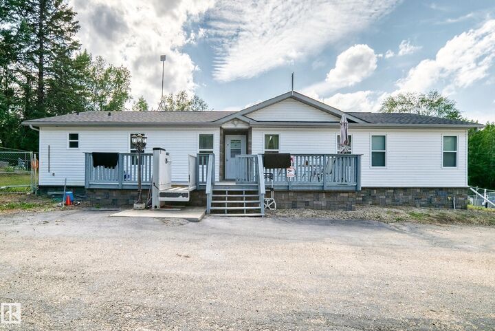 Property Photo:  2320 Twp Road 540 3  AB T0E 1V0 