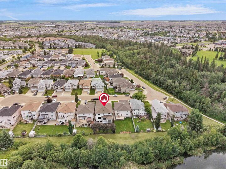 Property Photo:  3136 35 Avenue NW  AB T6T 1T7 