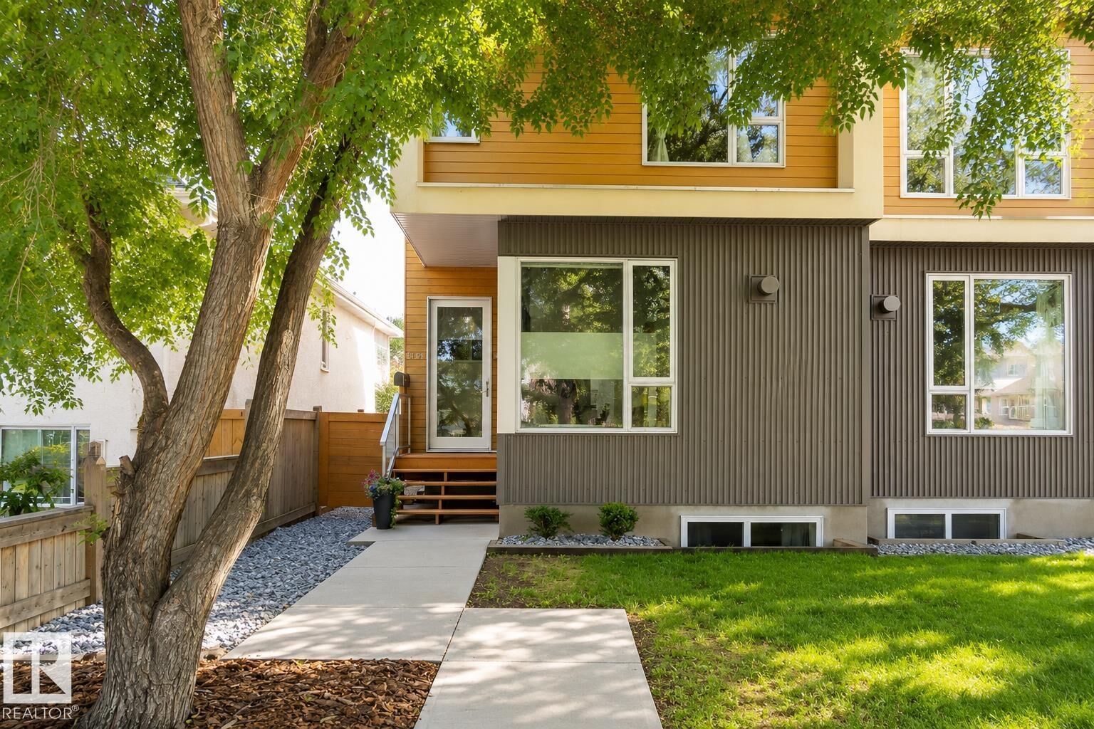 Property Photo:  8751 83 Avenue NW  AB T6C 1B2 