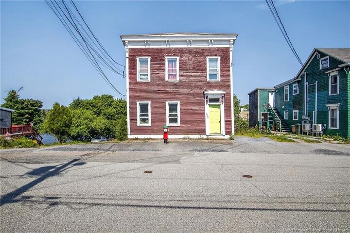 Property Photo:  135 Riverview Drive  NB E2M 1M5 