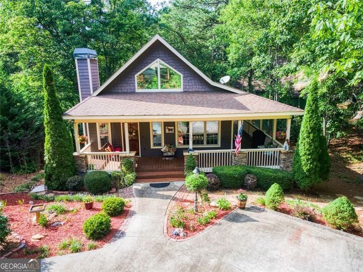 Property Photo:  925 Zeppelin Strasse  GA 30545 