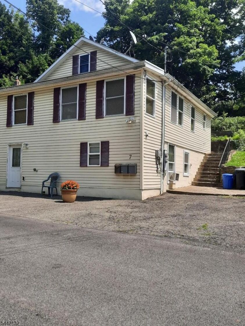 Property Photo:  7 E Stuart St  NJ 07860 