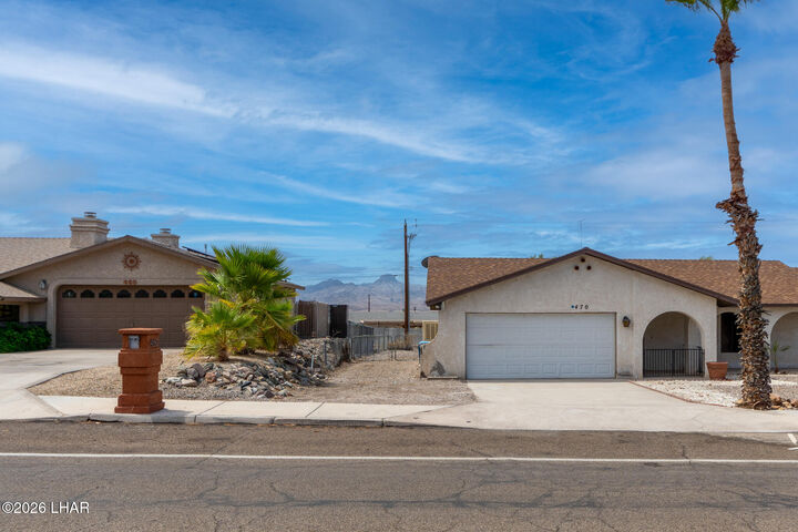 Property Photo:  470 Mulberry Ave  AZ 86403 