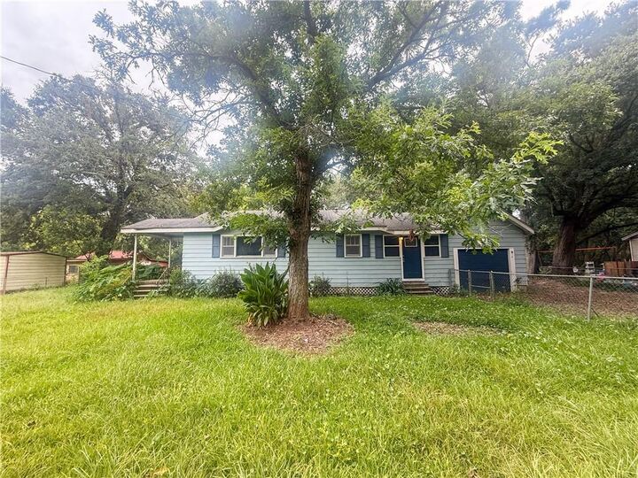 Property Photo: 1705 Gill Road AL 36605