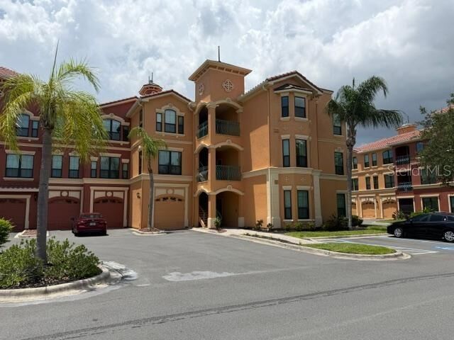 Property Photo: 2733 Via Cipriani 820B FL 33764