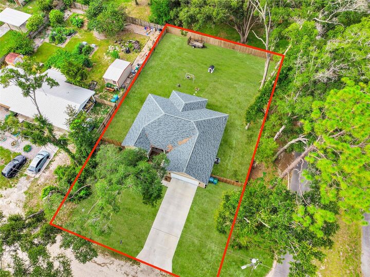 Property Photo:  23781 NW 193rd Avenue  FL 32643 