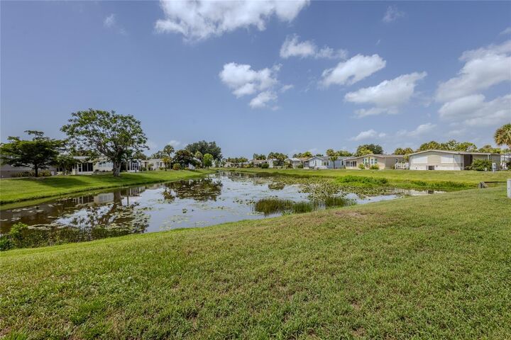Property Photo: 2100 Kings Highway 274 FL 33980