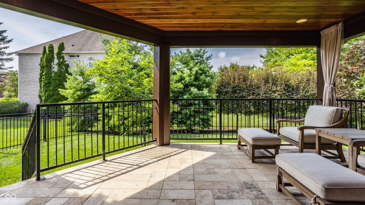 Property Photo:  10748 English Oaks Drive  IN 46032 