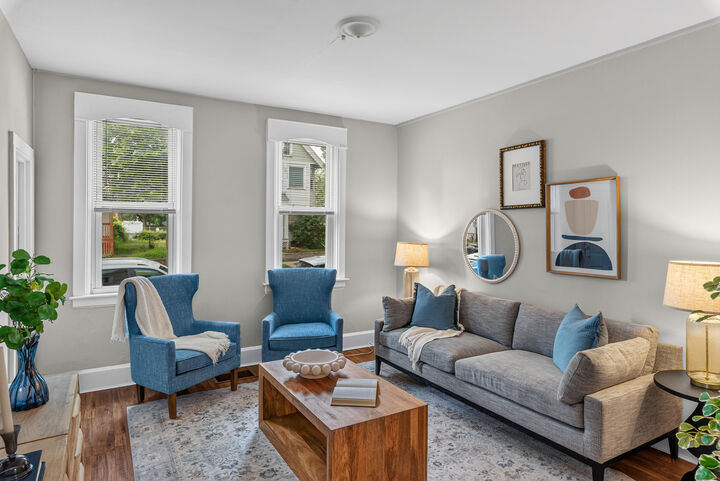Property Photo:  810 E Lincoln Ave  WI 53207 