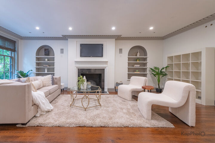 Property Photo:  24 E Scott Street 2  IL 60610 