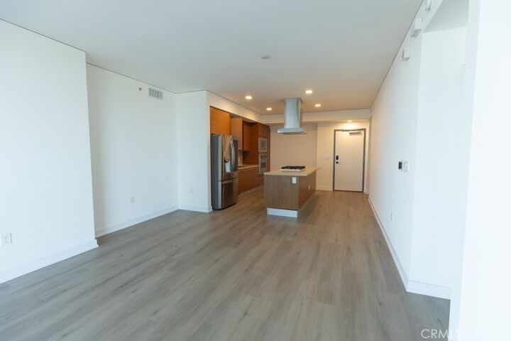 Property Photo: 9 Macarthur 1605 CA 92707