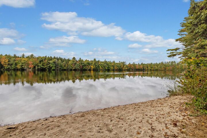 Property Photo:  42-97 Old Country Way  ME 04048 