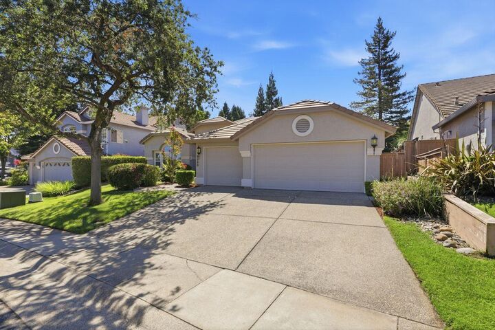 Property Photo: 5260 Weston Way CA 95746