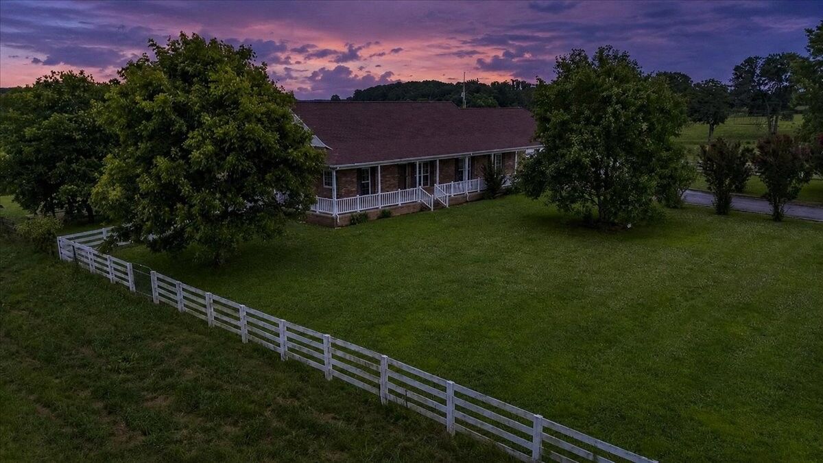 Property Photo: 158 Big Springs Rd TN 38464