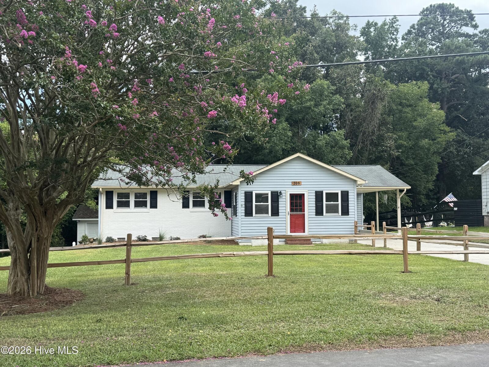Property Photo: 208 Regalwood Drive NC 28546