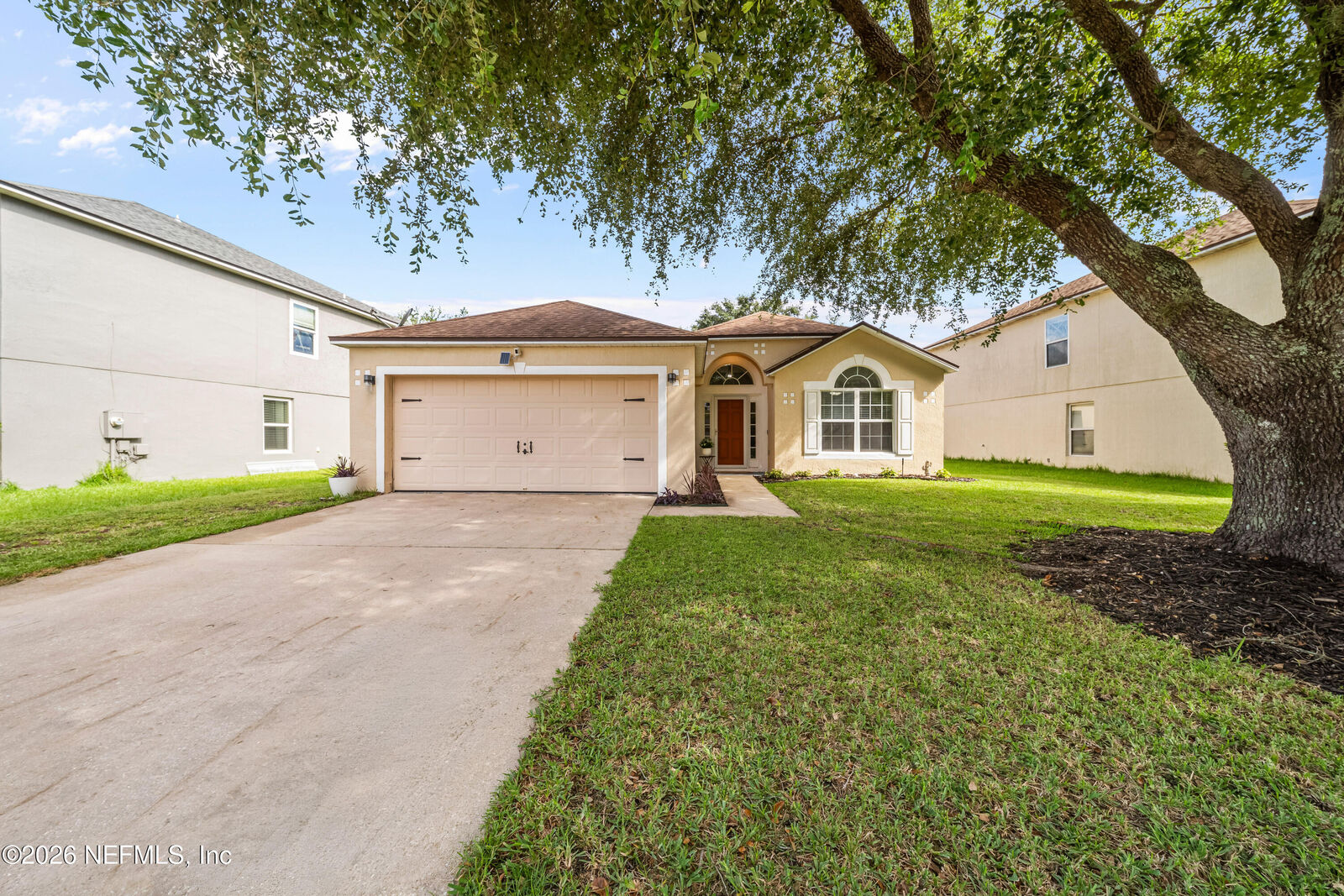 Property Photo: 76170 Long Leaf Loop FL 32097