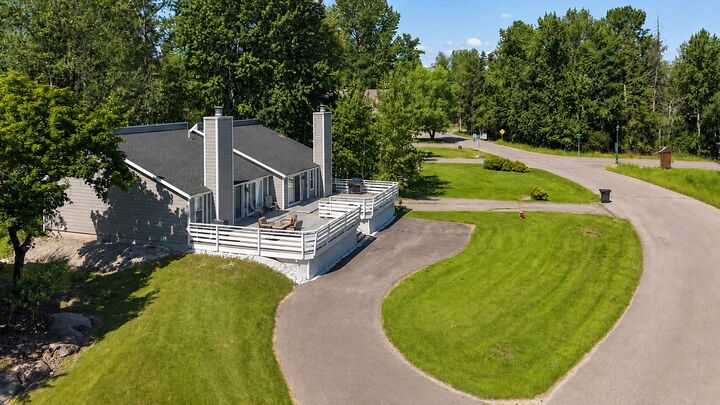 Property Photo:  990 Colorado Avenue  MT 59937 