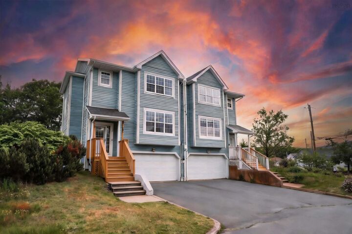 Property Photo:  560 Parkland Drive  NS B3S 1S6 