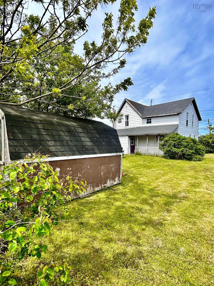 Property Photo:  16 Forest Street  NS B0E 1N0 