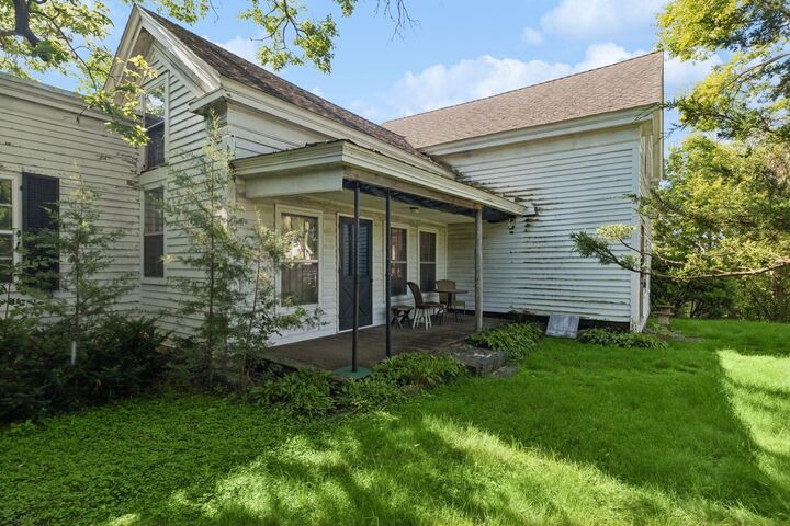 Property Photo: 212 Basil Street MN 55084