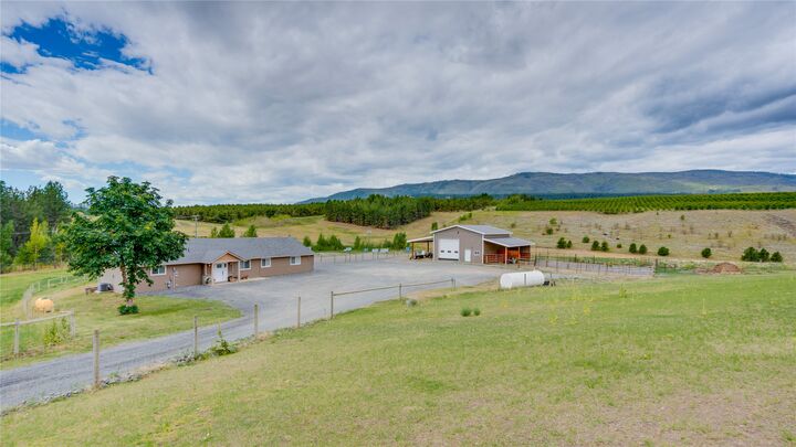 893 Evans Road — photo 1