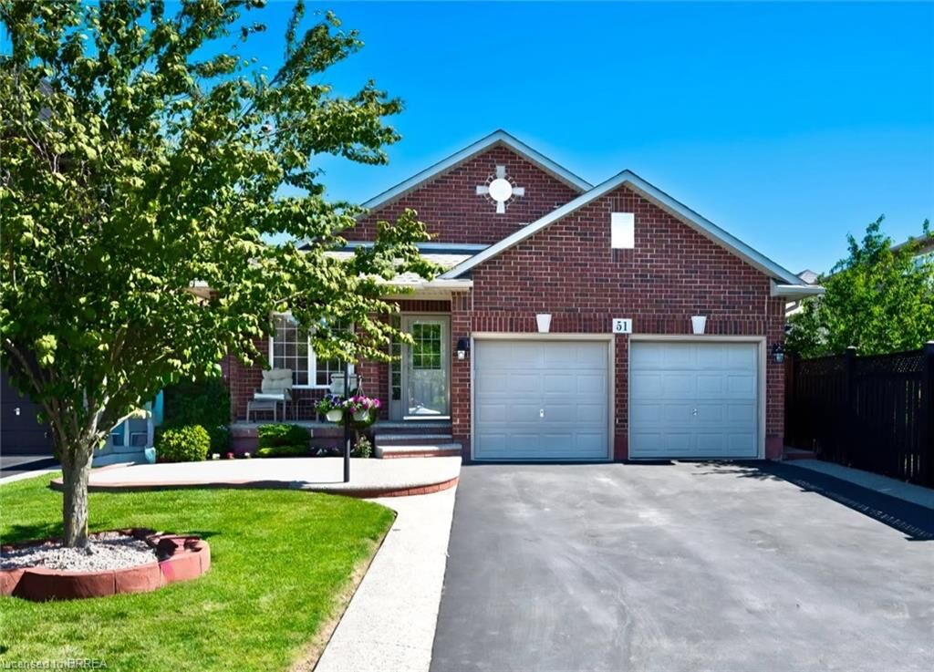 Property Photo: 51 Sundance Crescent ON L0R 1P0