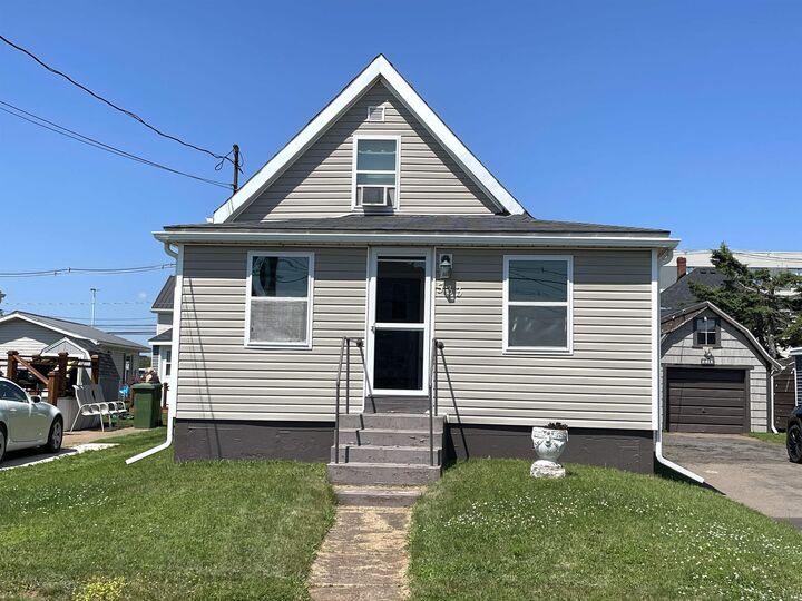 Property Photo: 533 Sheen Street PE C1N 1T0
