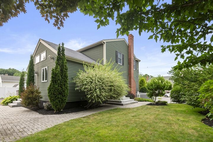 Property Photo:  4 Raymond Cir  MA 01960 