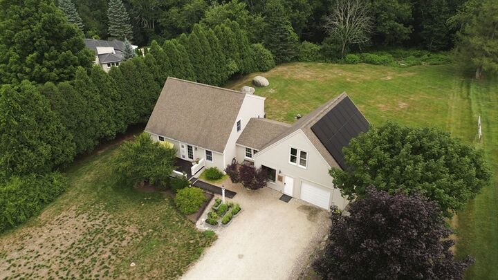 Property Photo:  292 Warren Rd  MA 01010 