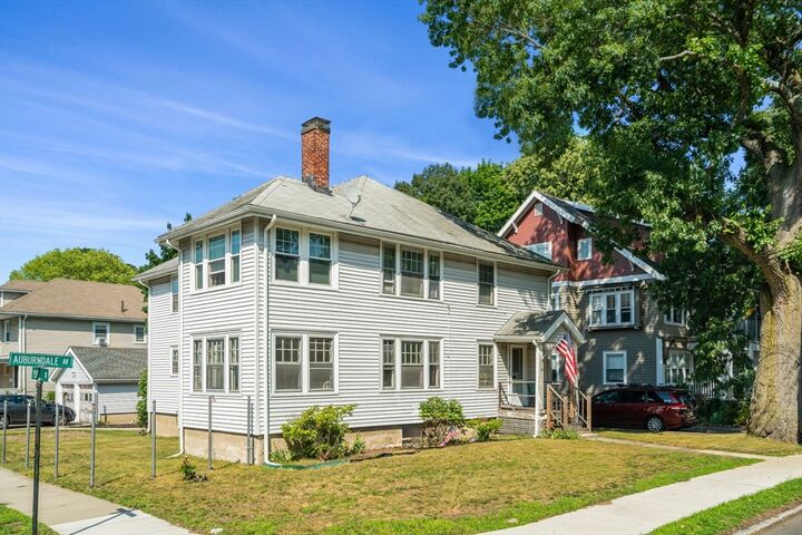 Property Photo:  289 Auburndale Ave  MA 02466 