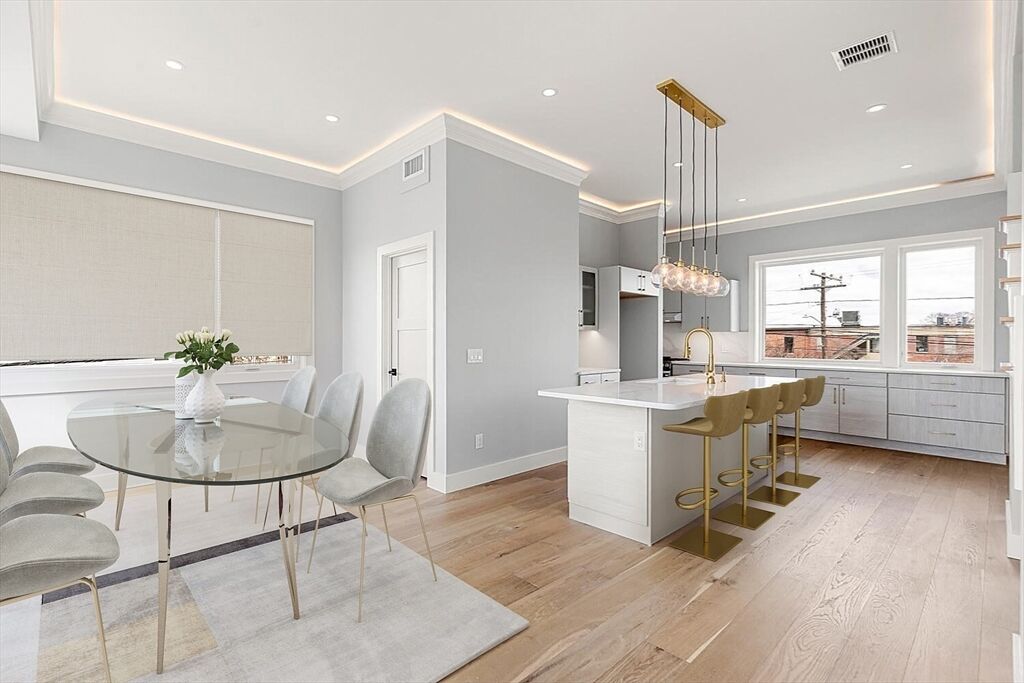 Property Photo:  308 Newton Street 1  MA 02453 