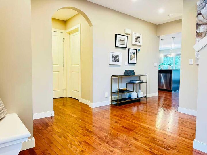 Property Photo:  29 Everhollow Rise SW  AB T2Y 5H2 