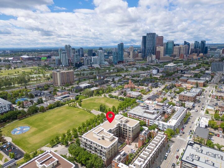 Property Photo: 930 Centre Avenue NE 438 AB T2E 9C8