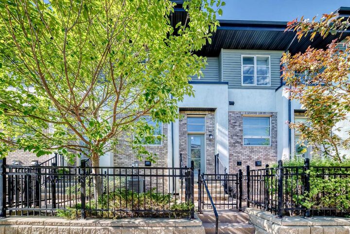 57 Aspen Hills Common SW — photo 1