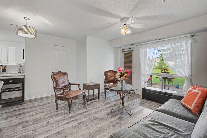 Property Photo: 1818 Simcoe Boulevard SW 1114 AB T3H 3L9