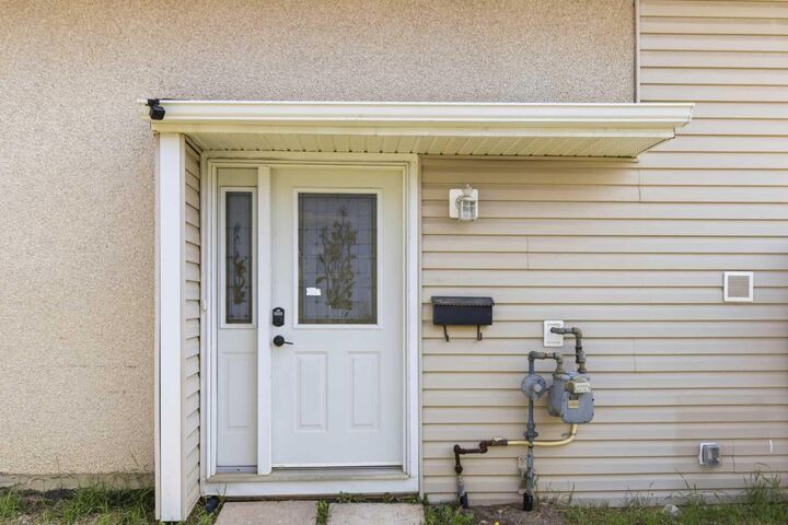 Property Photo:  148 Silin Forest Road  AB T9H 3A1 