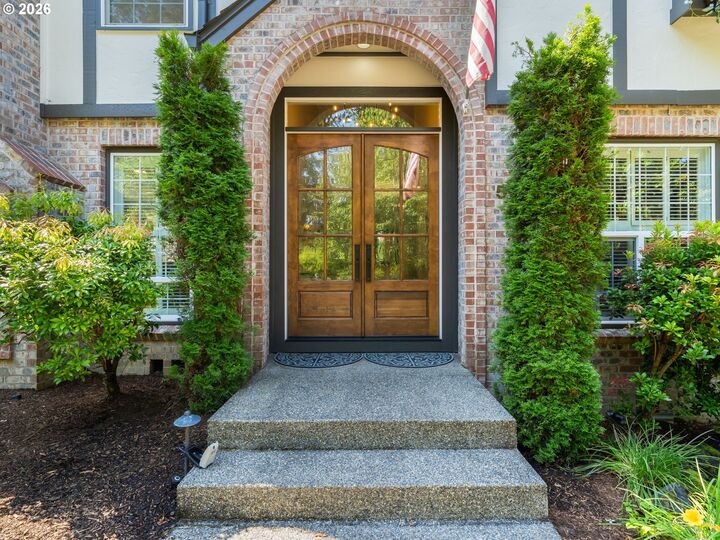 Property Photo:  5676 Southwood Dr  OR 97035 