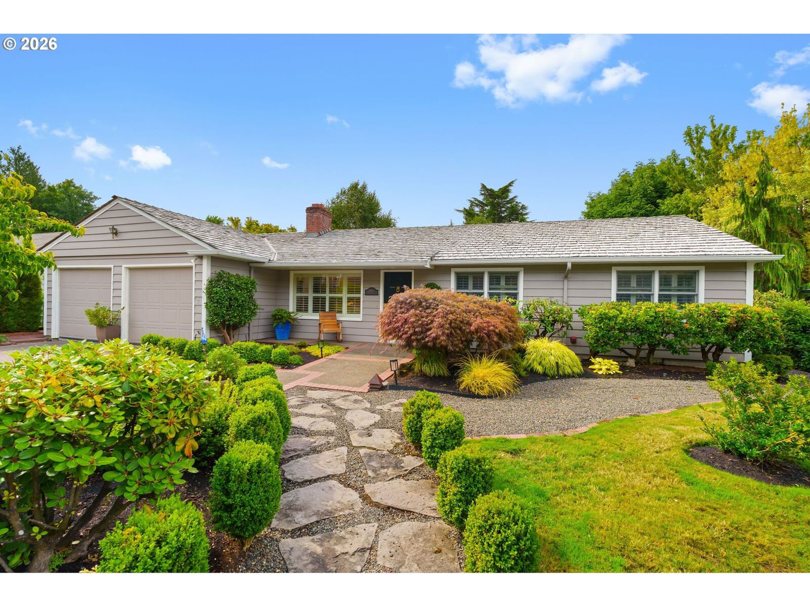 Property Photo:  8060 SW Cedar St  OR 97225 