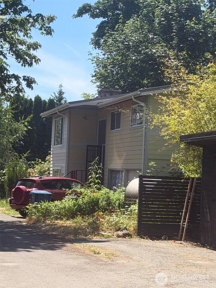 Property Photo: 3331 A S Morgan Street WA 98118