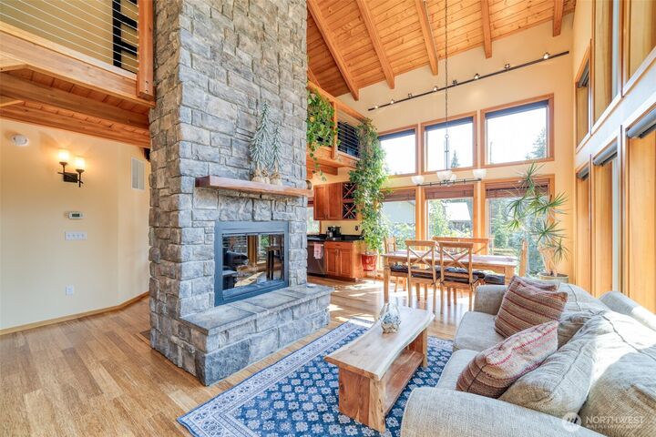 Property Photo: 41 Cedar Lane WA 98068