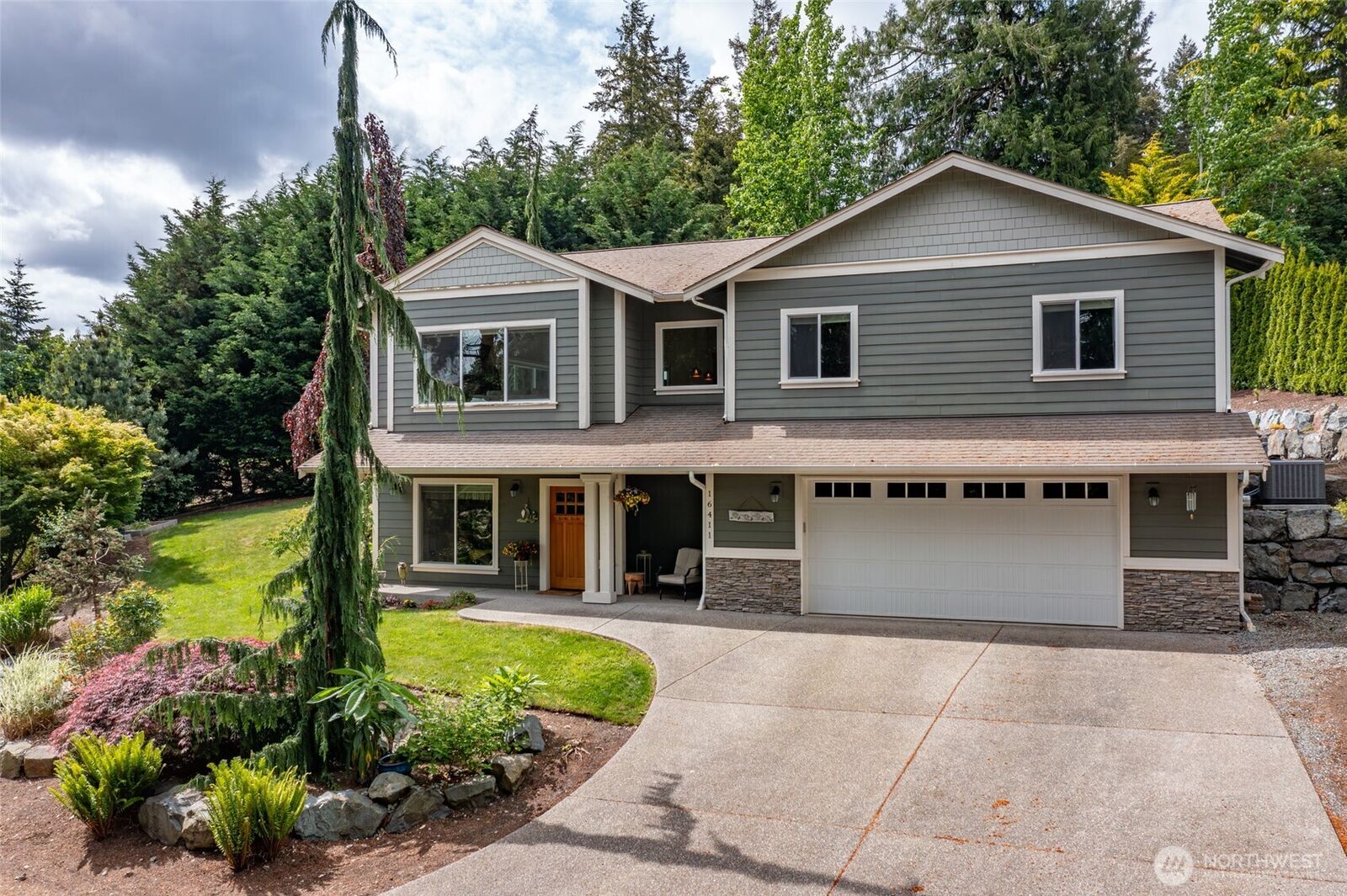 Property Photo:  16411  Country Club Drive  WA 98233 