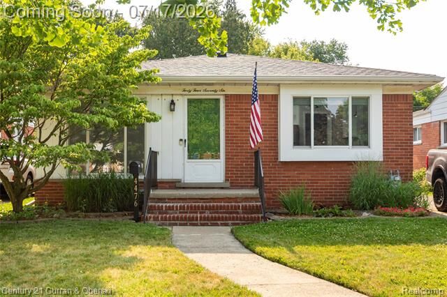 Property Photo: 4476 Vassar Street MI 48125