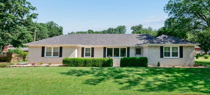Property Photo: 58 Hunters Lane IN 47006