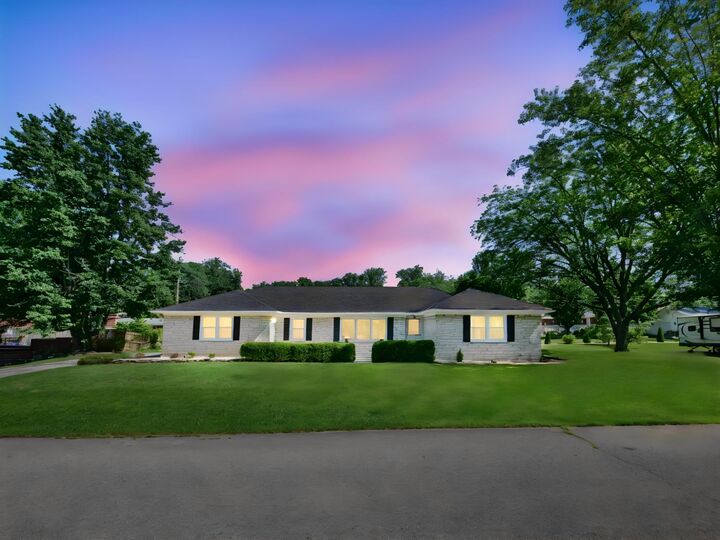 Property Photo:  58 Hunters Lane  IN 47006 