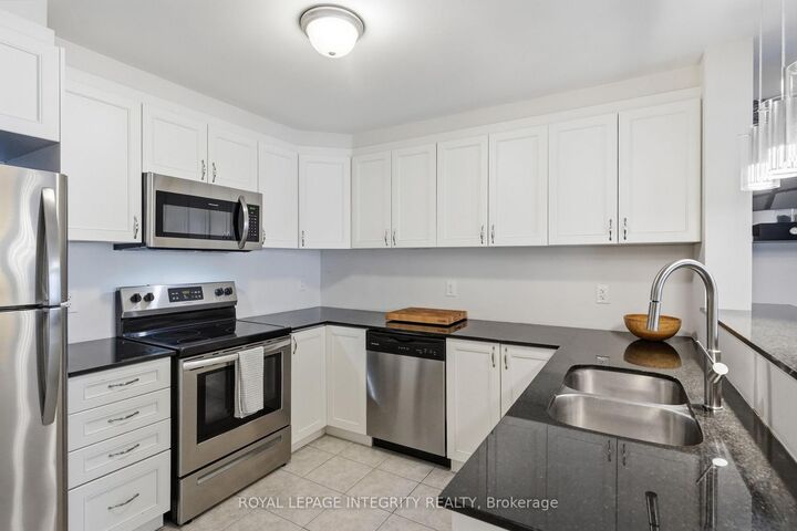 Property Photo: 12 Squashberry Lane ON K2S 1E7